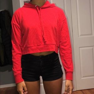 Cropped hoodie